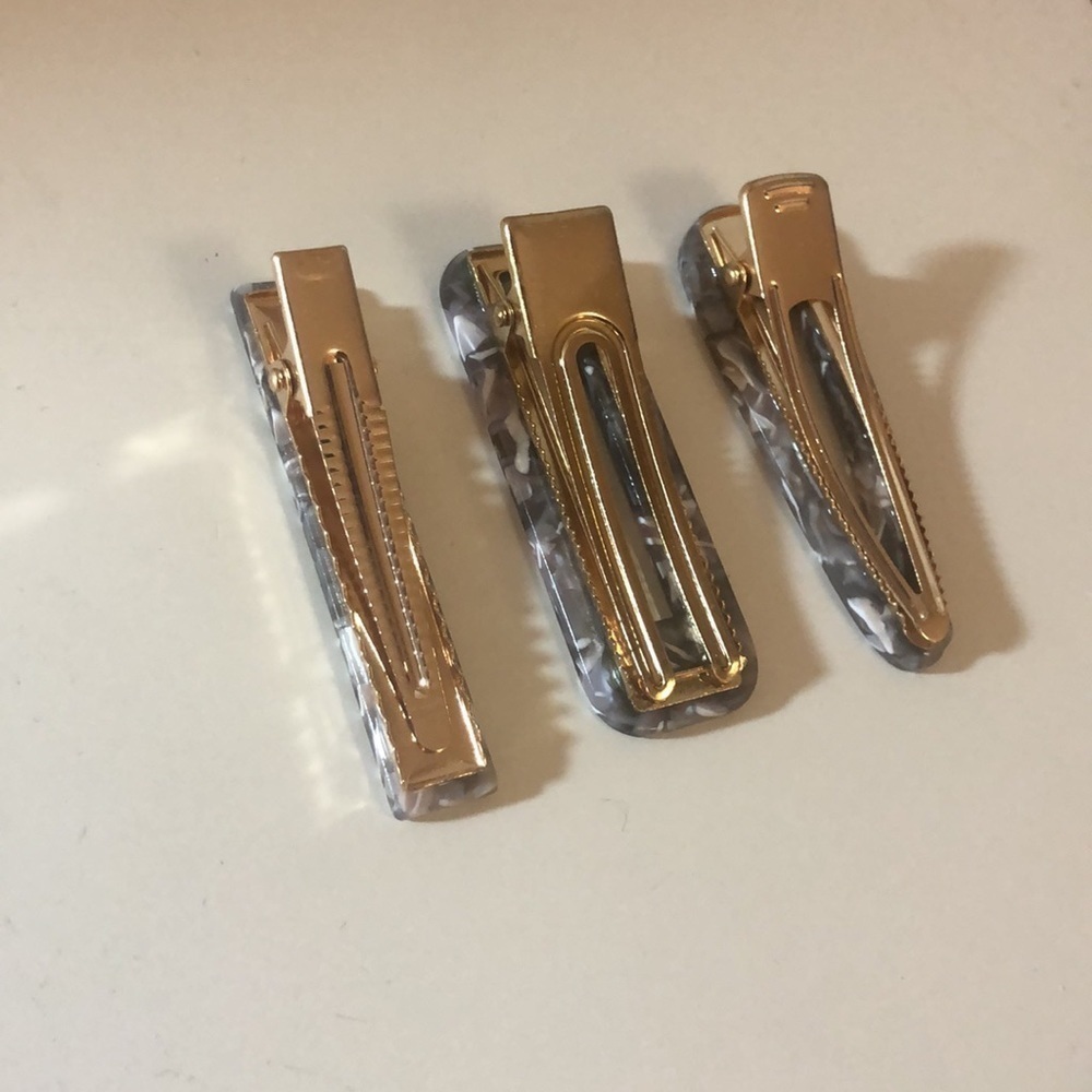 ACRYLIC Hair Clips - Picture 2 of 2